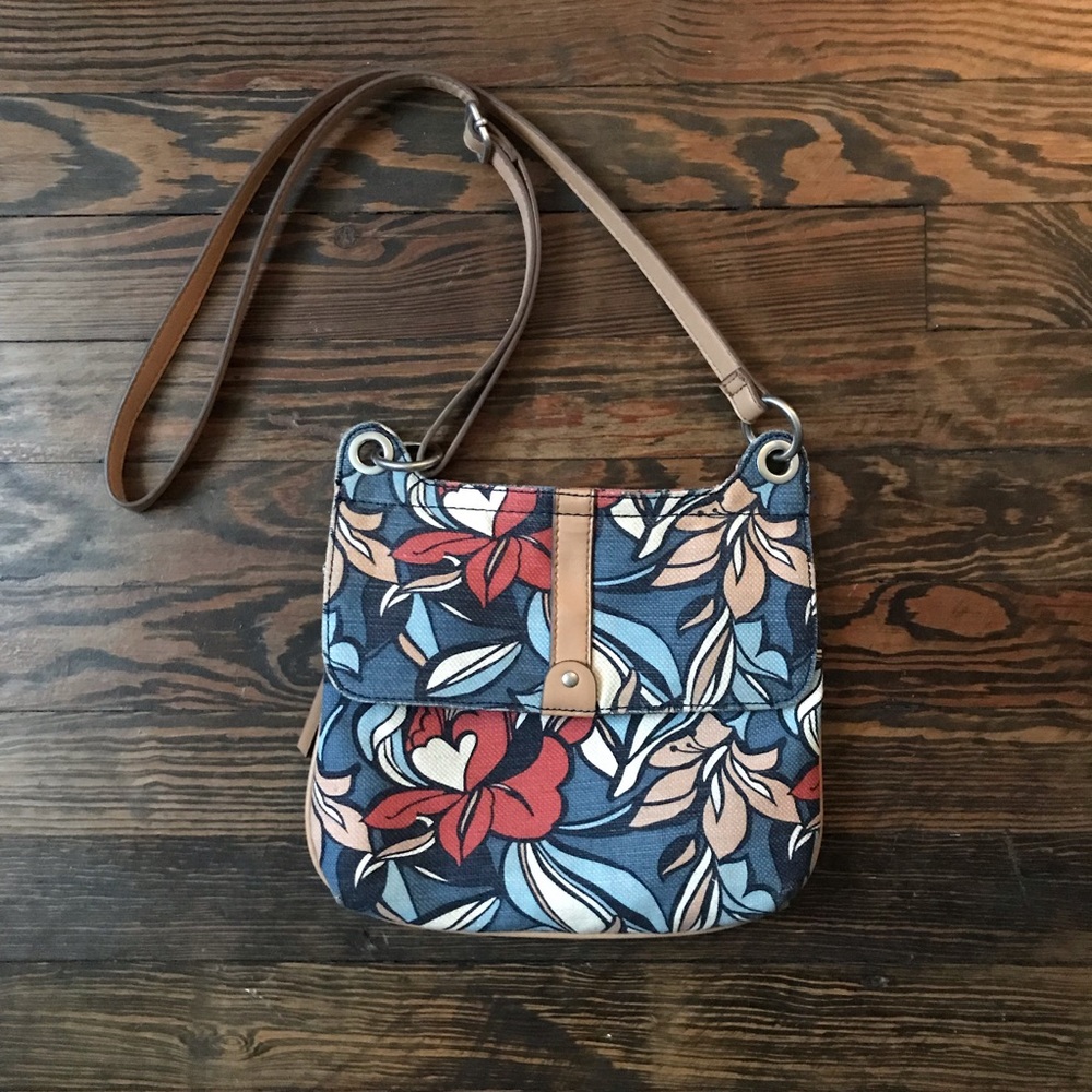 Relic crossbody bag